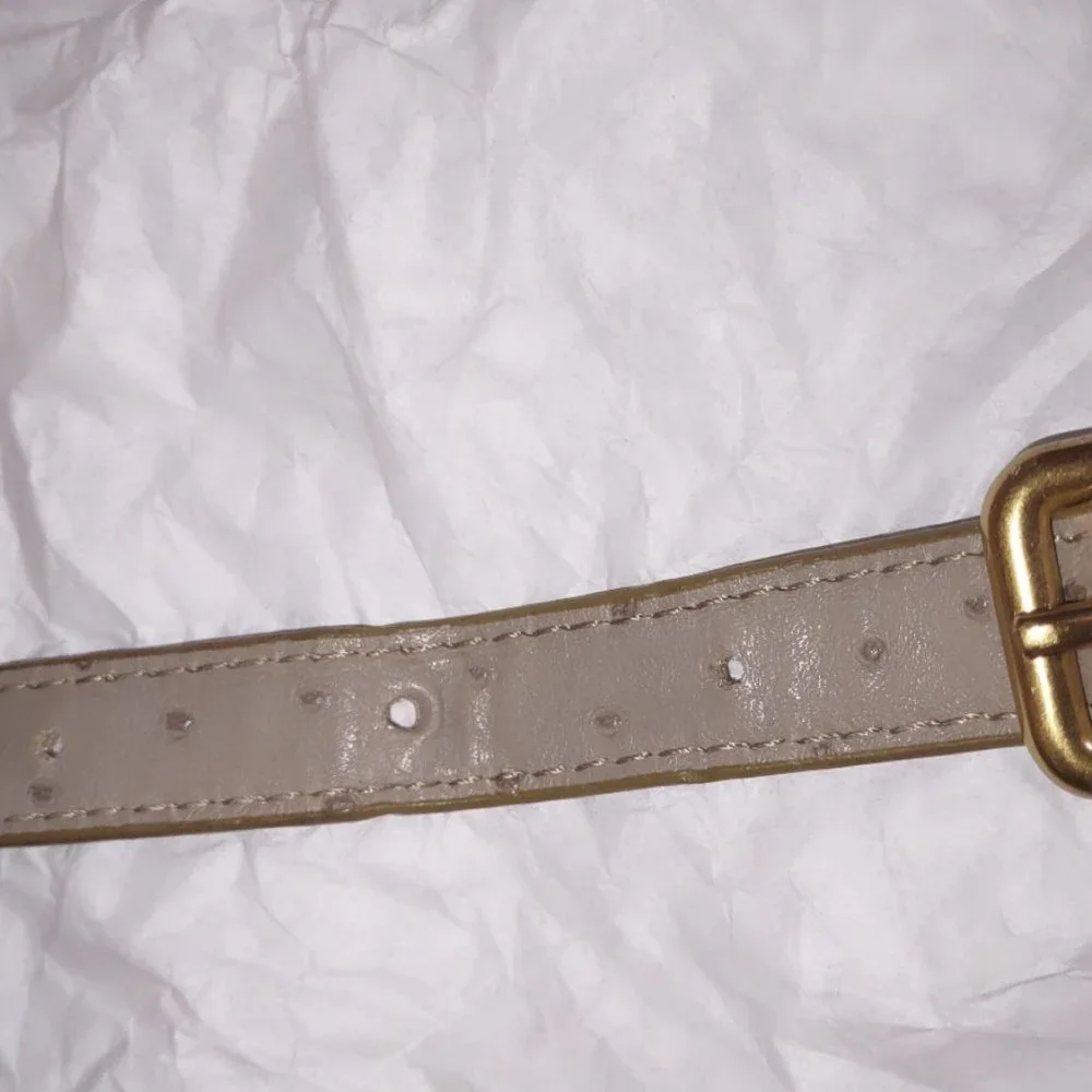 Marc Jacobs Adjustable Strap - Picture 9 of 10